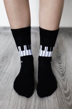 Load image into Gallery viewer, Belenka berfótasokkar - Piano